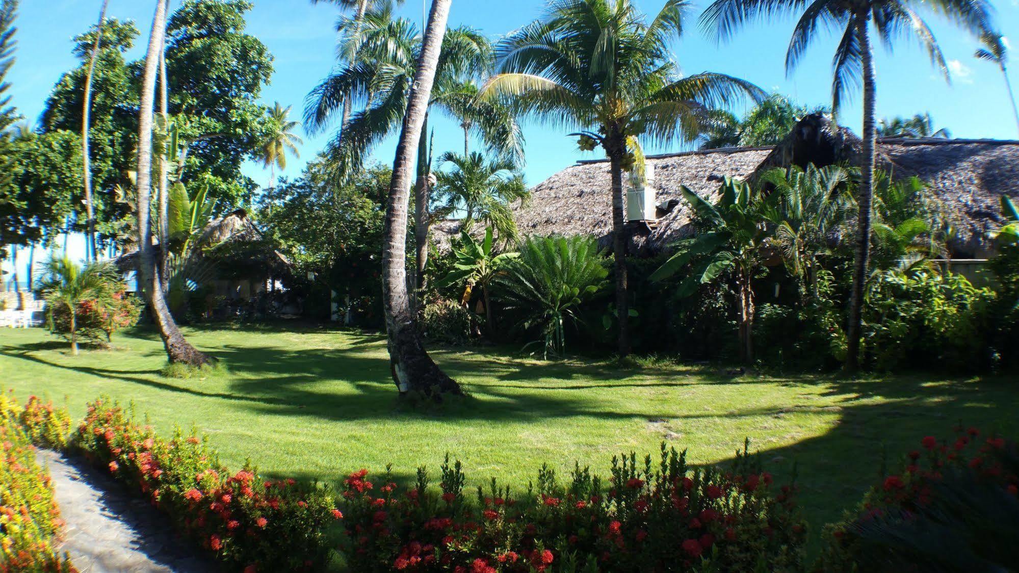 Hotel Los Pinos Las Terrenas Exterior foto